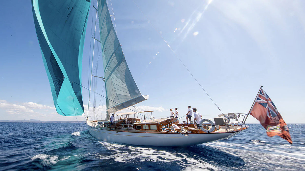 Sail boat